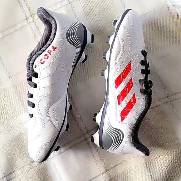 NWOT Adidas Kids Copa Sense .4 FxG - Picture 6 of 10